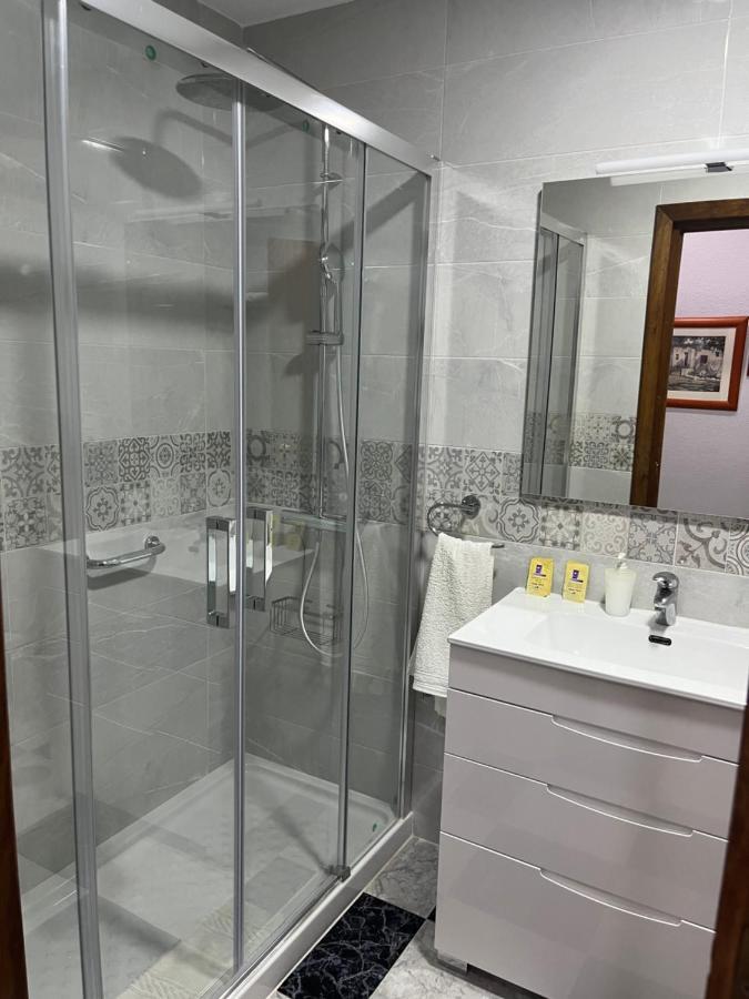 Hostal Plaza Damasco Almunecar Bagian luar foto